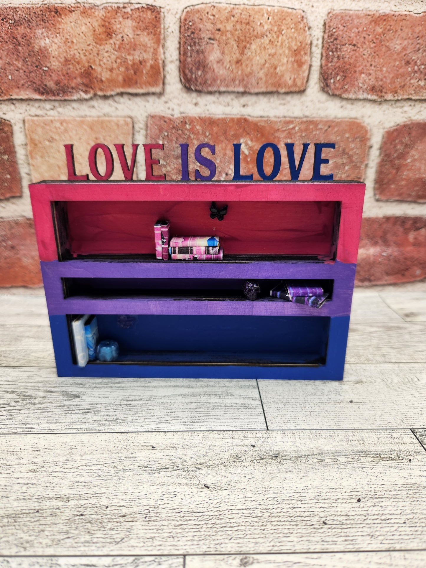 Love Shelf